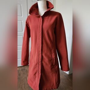 Used women's size medium burnt‎ orange Patagonia coat